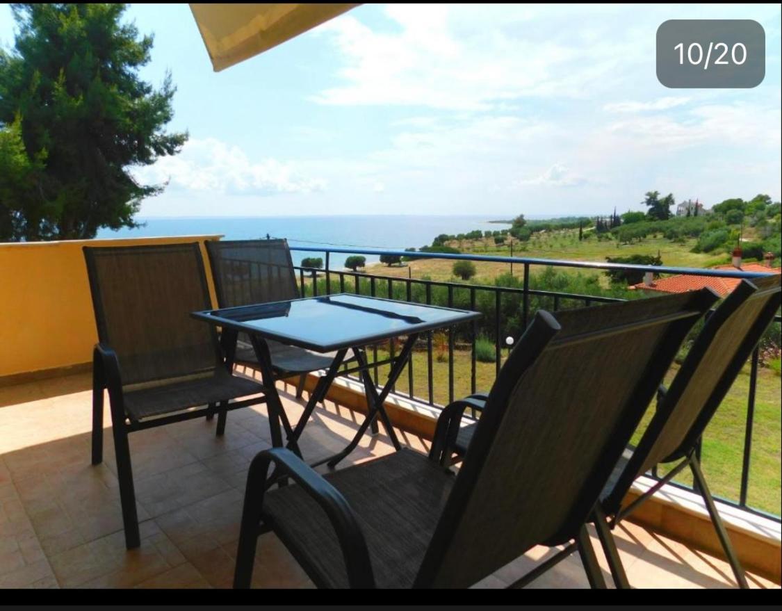 Red Coral Apartments Vatopédhion Екстериор снимка